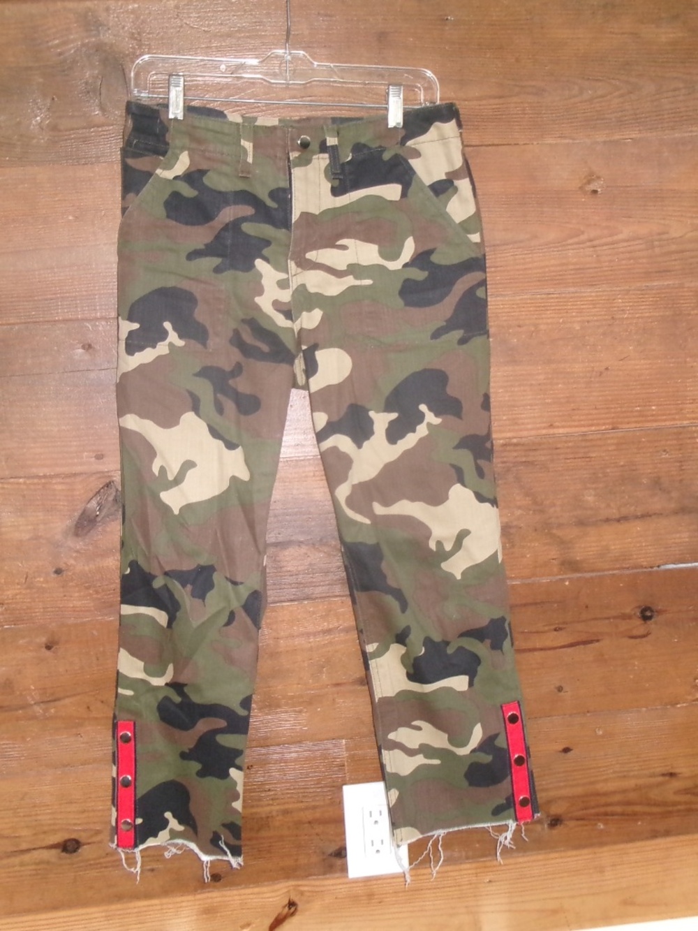 Vintage Veronica Beard camo jeans size 26